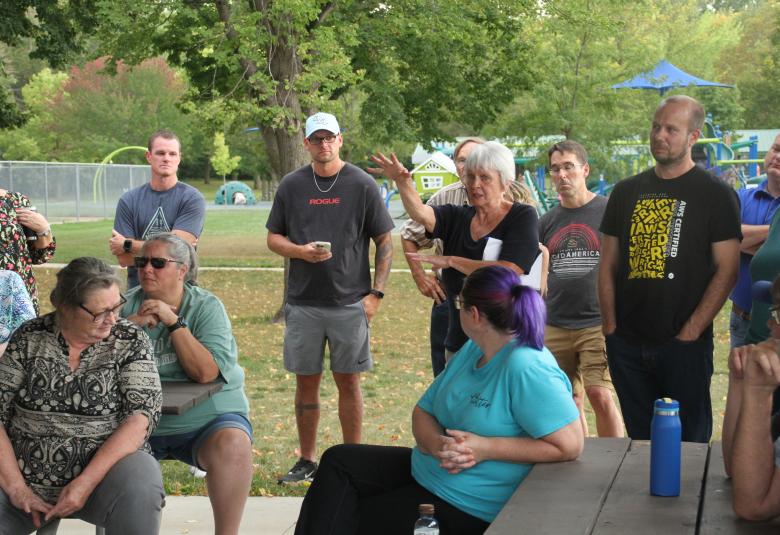 Neighborhood meeting, ne, owatonna, 